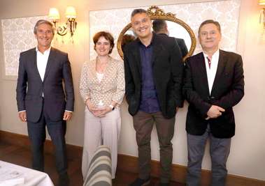 Emb. Luis Faro Ramos, Ministra Mariana V. da Silva, Cezar Favero e o Cônsul Jorge Fonseca jantando no Chez Bernard de Salvador